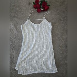 Sexy white silk dress with circular sequins and thin straps, inner lining, Siz M